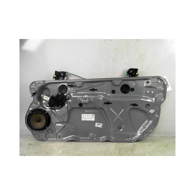 MECANISME+MOTEUR LEVE-GLACE AVANT DROIT VOLKSWAGEN POLO 2005-