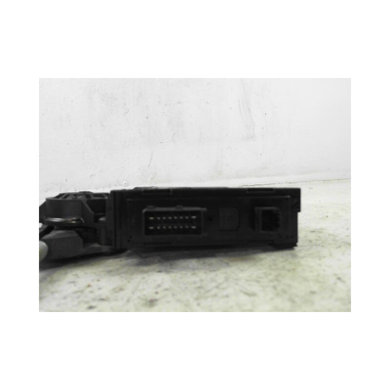 MECANISME+MOTEUR LEVE-GLACE AVANT DROIT PEUGEOT 307 2001-2005