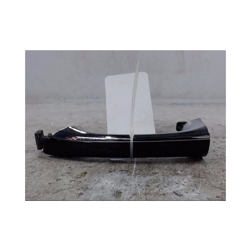POIGNEE EXTERIEURE PORTE AVANT GAUCHE MERCEDES CLASSE B 05-08