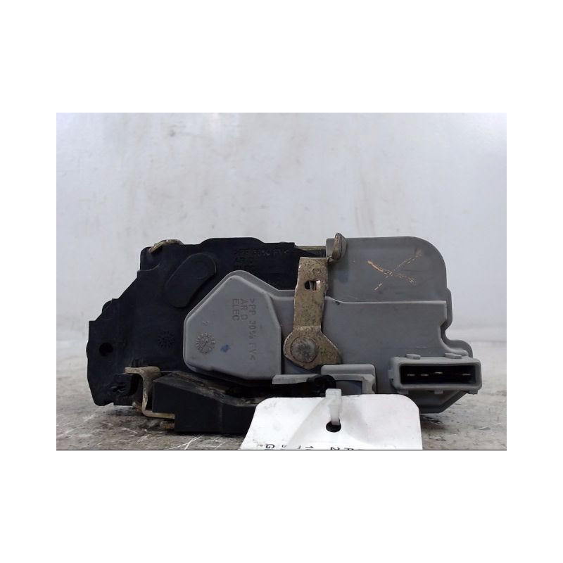 SYSTEME CONDAMNATION ARRIERE DROIT PEUGEOT 206 5P