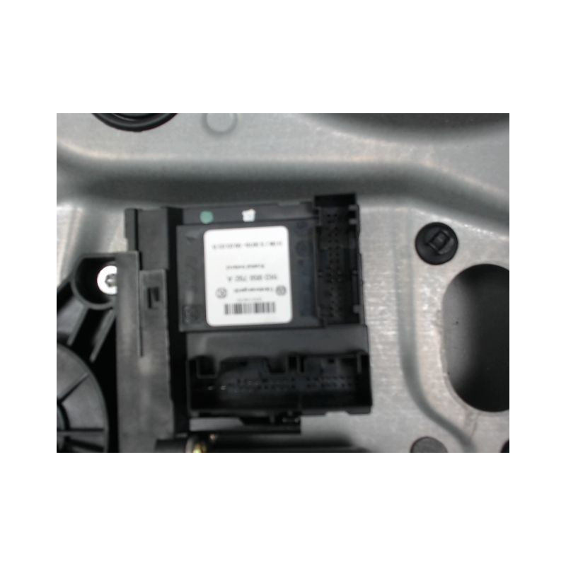 MECANISME+MOTEUR LEVE-GLACE AVANT DROIT VOLKSWAGEN TOURAN