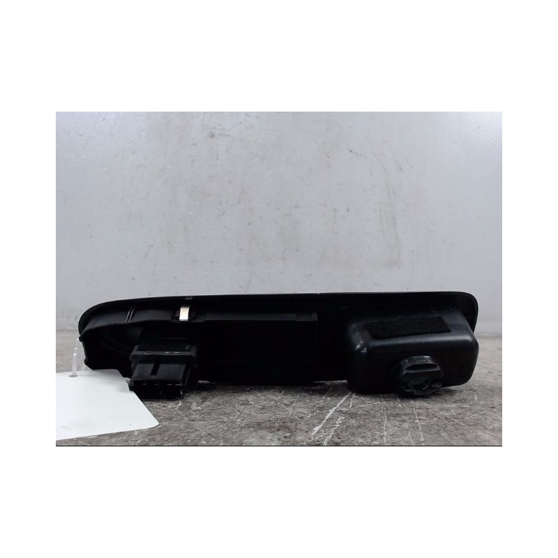 COMMANDE LEVE-GLACE PORTE AVD PEUGEOT 406 99-04