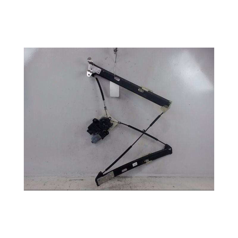 MECANISME+MOTEUR LEVE-GLACE AVANT DROIT VOLKSWAGEN POLO 2009-