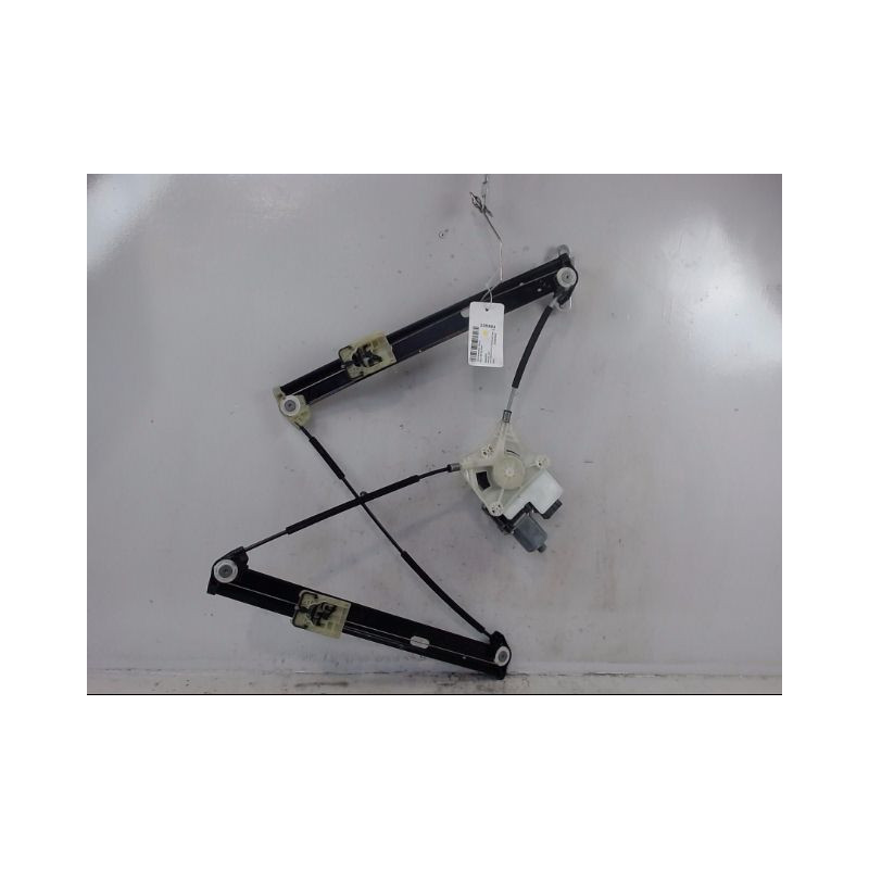 MECANISME+MOTEUR LEVE-GLACE AVANT DROIT VOLKSWAGEN POLO 2009-
