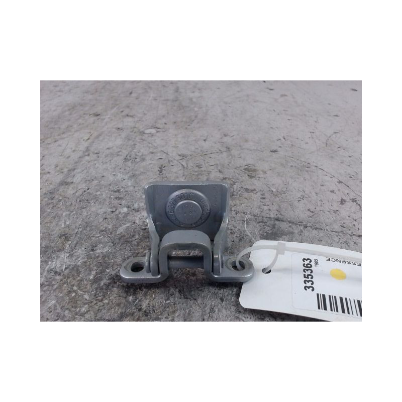 CHARNIERE GAUCHE HAYON VOLKSWAGEN POLO 2009-