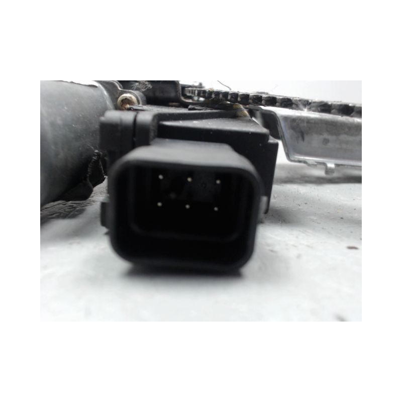 MECANISME+MOTEUR LEVE-GLACE AVANT GAUCHE OPEL CORSA 2000-8.2003