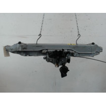 TRAVERSE SUPERIEURE ARMATURE AVANT NISSAN NOTE