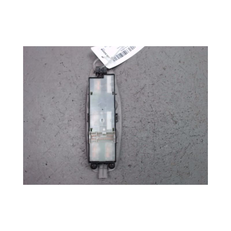 COMMANDE LEVE-GLACE PORTE AVG NISSAN ALMERA TINO
