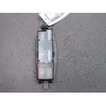 COMMANDE LEVE-GLACE PORTE AVG NISSAN ALMERA TINO