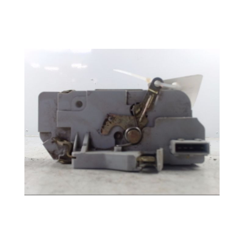 SYSTEME CONDAMNATION ARRIERE DROIT PEUGEOT 206 SW 02-06