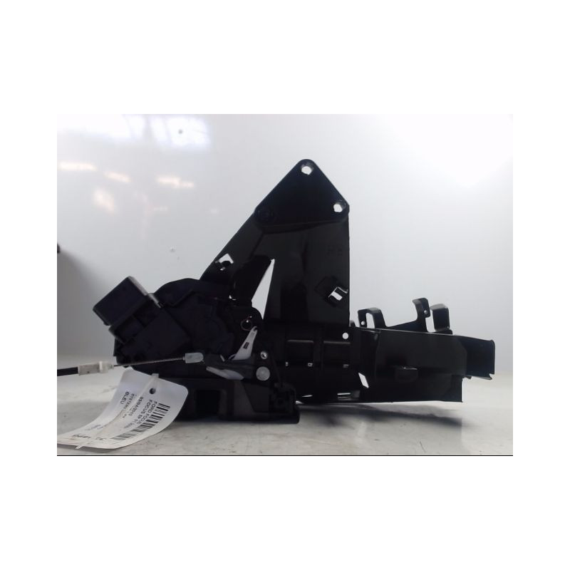 SYSTEME CONDAMNATION AVANT DROIT FORD FOCUS 2008-