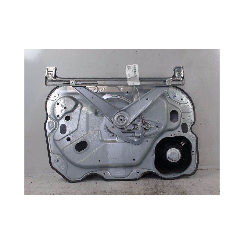 MECANISME+MOTEUR LEVE-GLACE AVANT DROIT FORD FOCUS 2008-