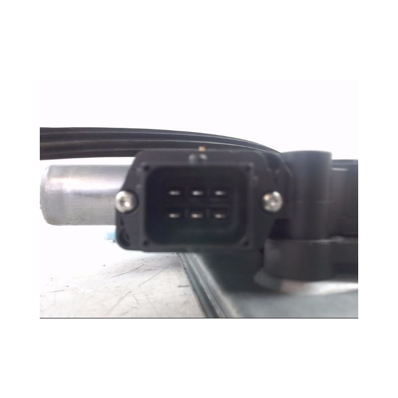 MECANISME+MOTEUR LEVE-GLACE AVANT DROIT OPEL CORSA