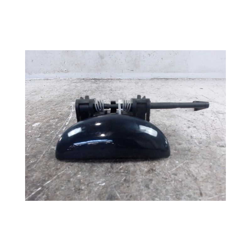 POIGNEE EXTERIEURE PORTE AVANT GAUCHE PEUGEOT 206+ 2009-