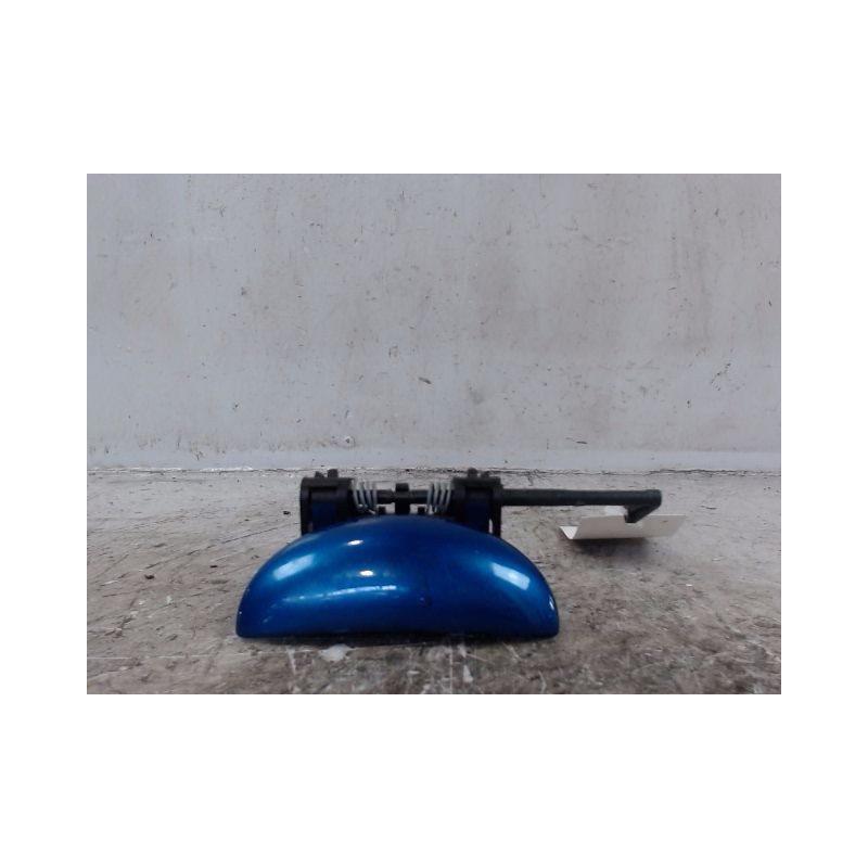 POIGNEE EXTERIEURE PORTE AVANT GAUCHE PEUGEOT 206+ 2009-