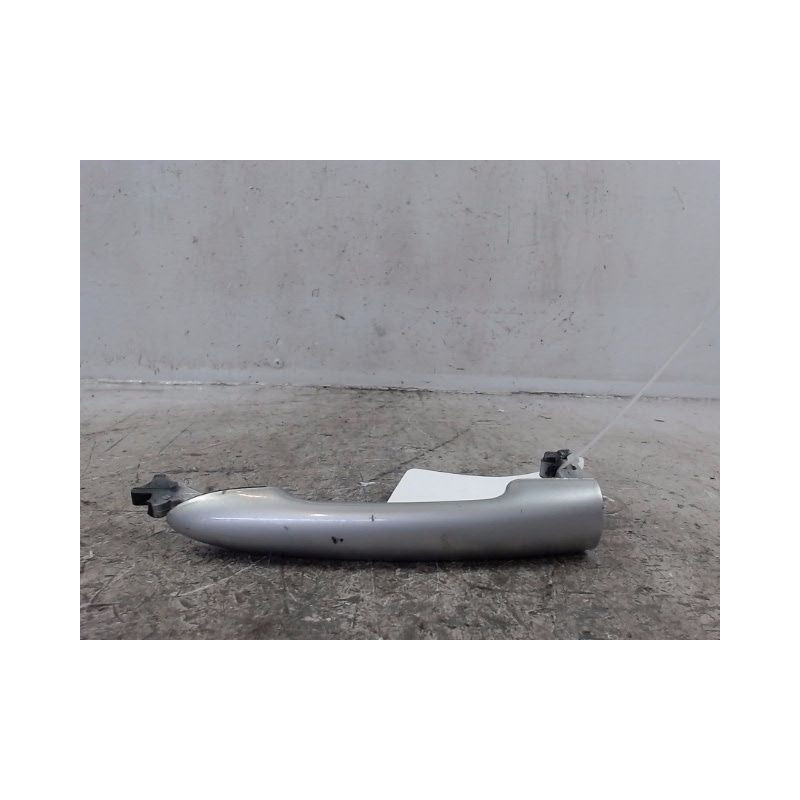POIGNEE EXTERIEURE PORTE AVANT DROIT RENAULT SCENIC II PH.2 2008-