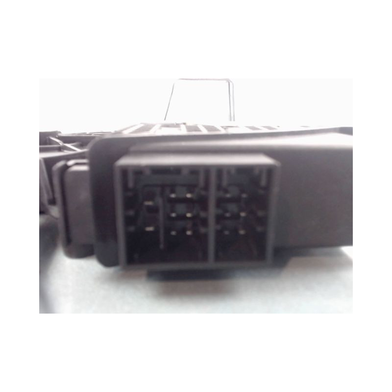 MECANISME+MOTEUR LEVE-GLACE ARRIERE DROIT VOLKSWAGEN POLO 2005-
