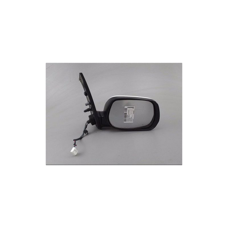 RETROVISEUR EXTERIEUR DROIT TOYOTA AVENSIS VERSO 04-06