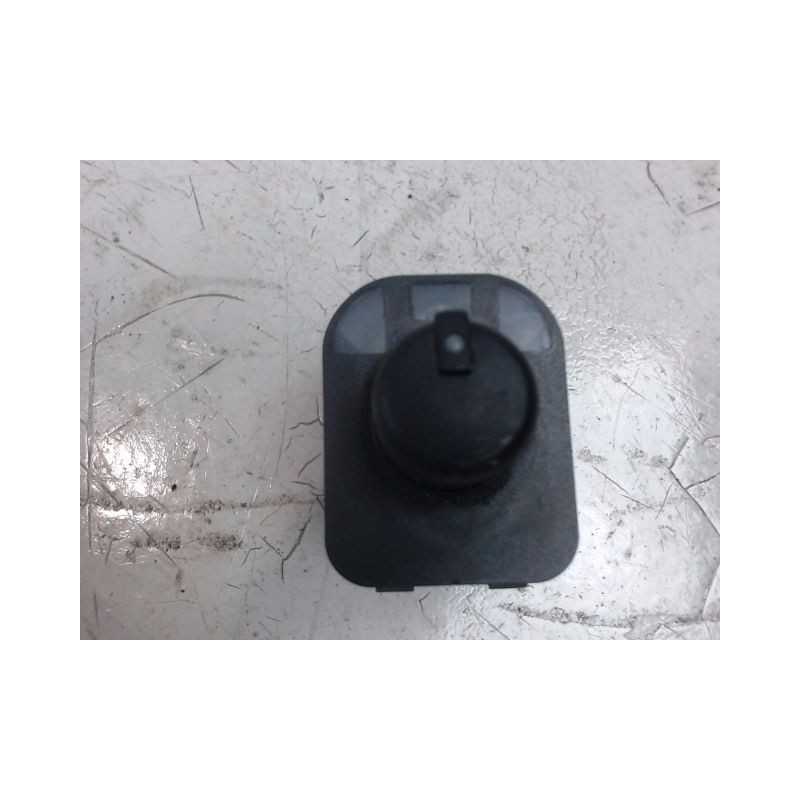 COMMANDE RETROVISSEUR EXTERIEUR ELECTRIQUE AUDI A4 2001-