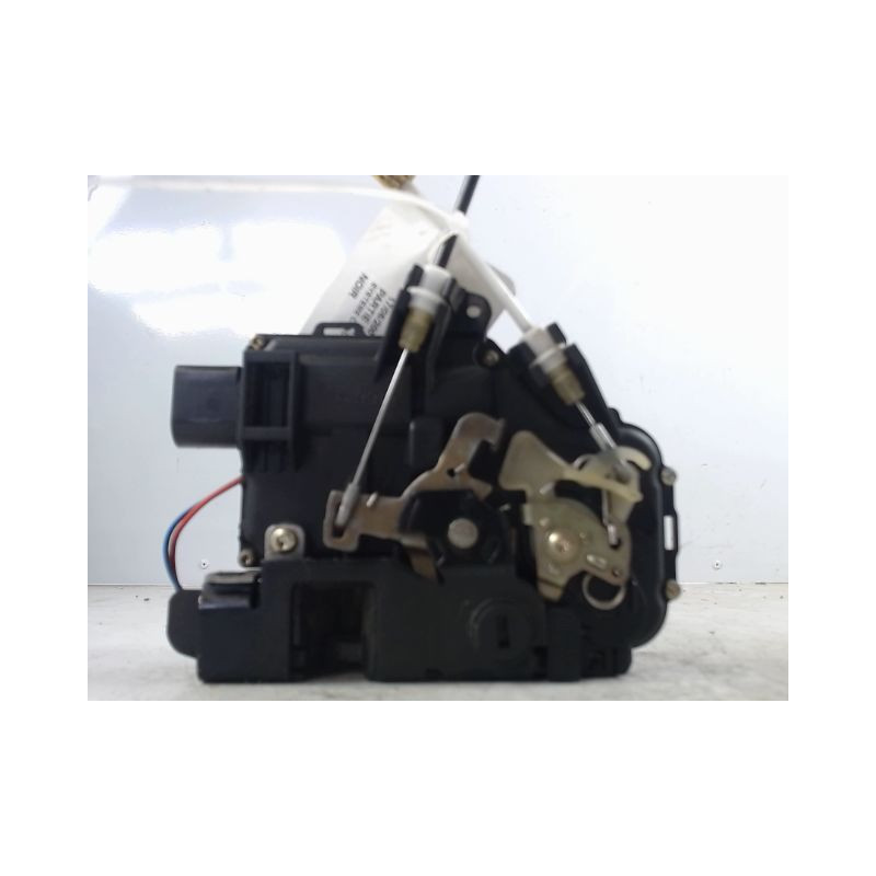 SYSTEME CONDAMNATION ARRIERE DROIT AUDI A6 97-2001