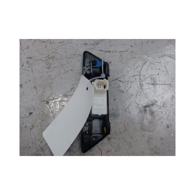 COMMANDE LEVE-GLACE PORTE ARD PEUGEOT 508 2010-