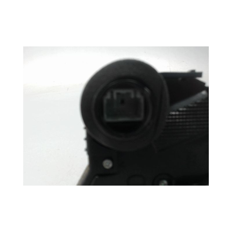 SERRURE PORTE AVANT GAUCHE TOYOTA YARIS 2005-