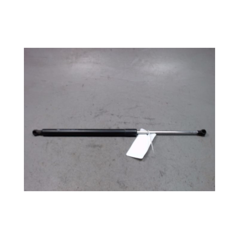 VERIN GAUCHE HAYON PEUGEOT 308 SW 2008-
