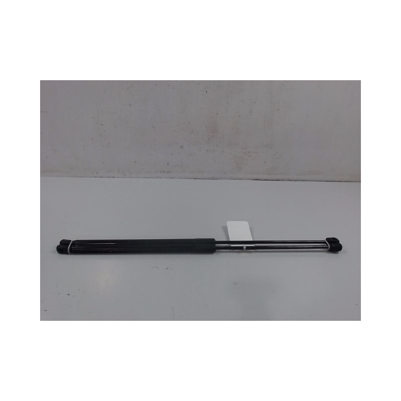 VERIN DROIT HAYON OPEL CORSA