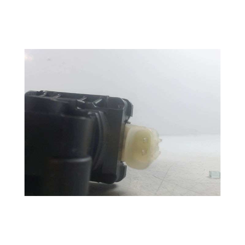 MECANISME+MOTEUR LEVE-GLACE AVANT GAUCHE NISSAN MICRA 2009-
