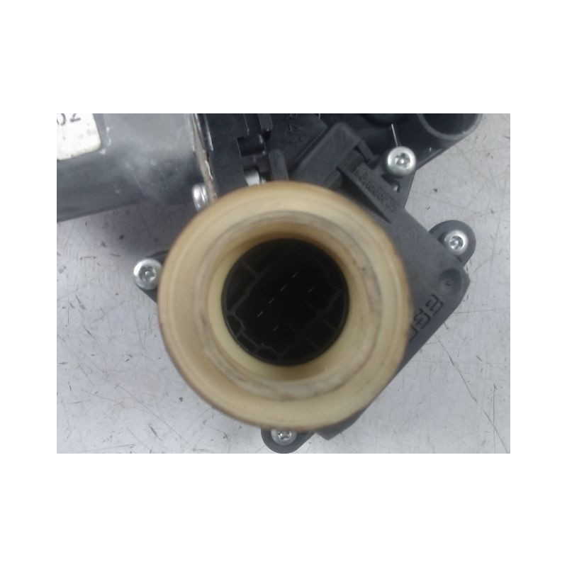 MECANISME+MOTEUR LEVE-GLACE ARRIERE DROIT TOYOTA COROLLA VERSO 2004-2007