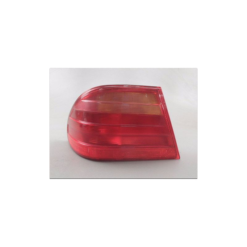 FEU ARRIERE GAUCHE  MERCEDES CLASSE E 99-2002