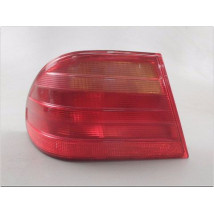FEU ARRIERE GAUCHE  MERCEDES CLASSE E 99-2002