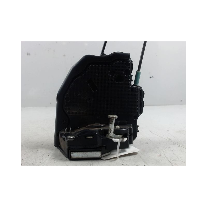 SYSTEME CONDAMNATION ARRIERE DROIT TOYOTA RAV4 2006