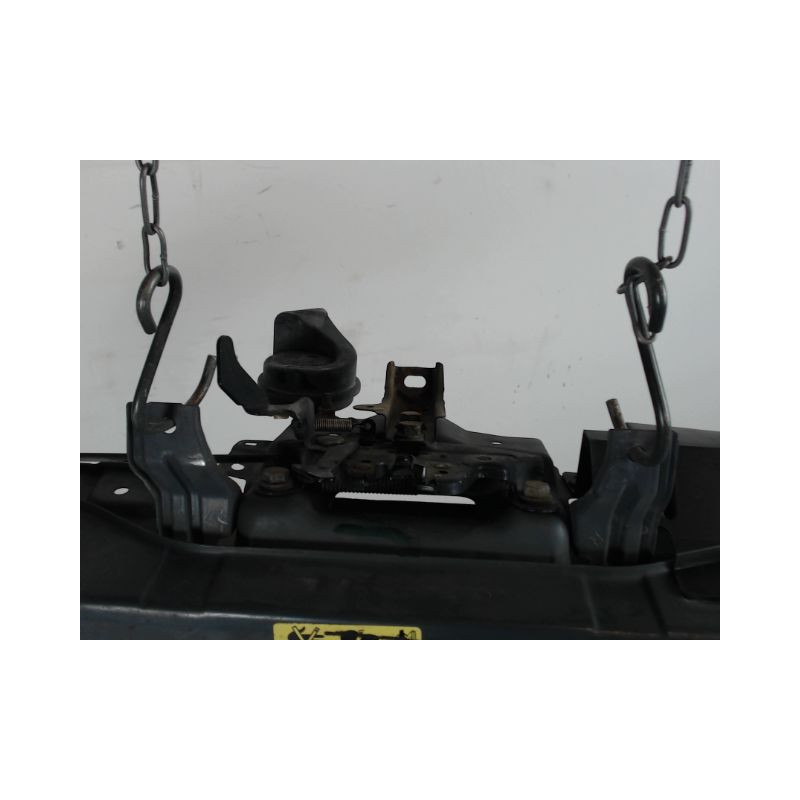TRAVERSE SUPERIEURE ARMATURE AVANT NISSAN NOTE