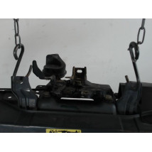 TRAVERSE SUPERIEURE ARMATURE AVANT NISSAN NOTE