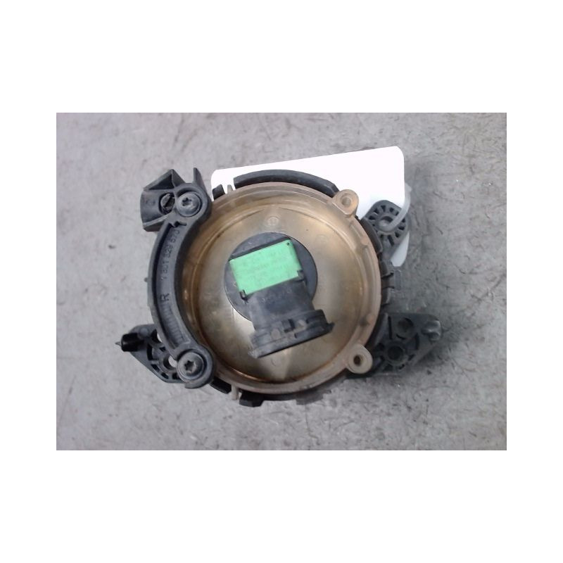 PHARE ANTIBROUILLARD AVANT DROIT MERCEDES CLASSE A 2004-