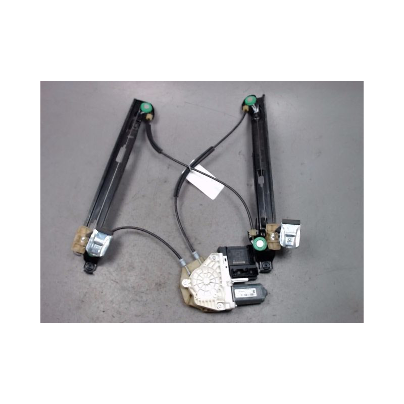 MECANISME+MOTEUR LEVE-GLACE AVANT GAUCHE SEAT LEON 2009-