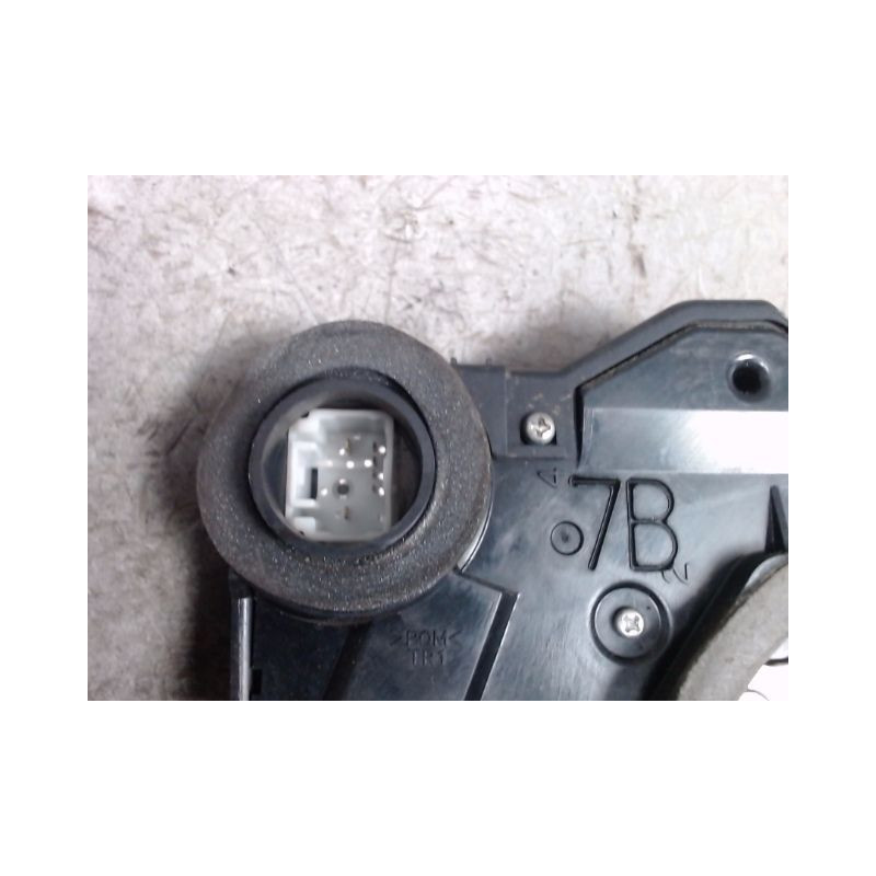 SYSTEME CONDAMNATION AVANT DROIT TOYOTA PRIUS 2004-