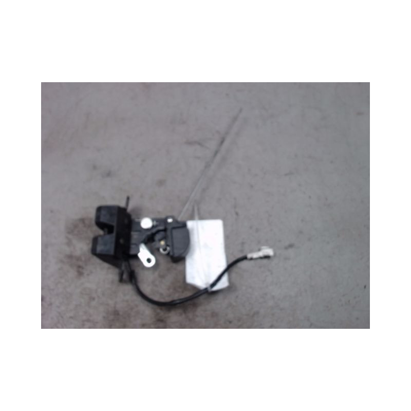 SERRURE HAYON  KIA RIO 2005-