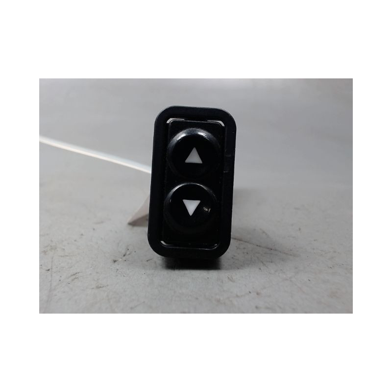 COMMANDE LEVE-GLACE PORTE AVG FIAT COUPE
