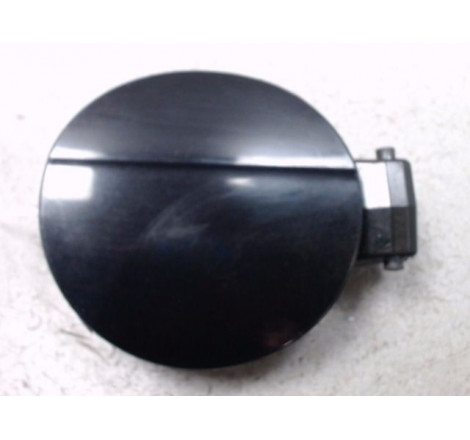 VOLET DE TRAPPE CARBURANT