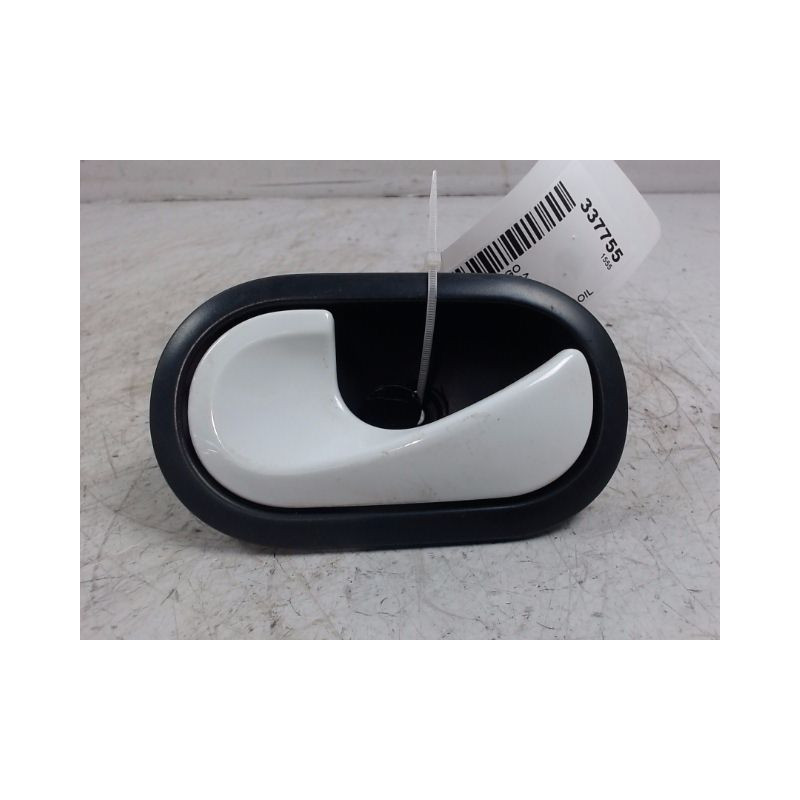 POIGNEE INTERIEURE PORTE AVANT DROIT RENAULT TWINGO 2 2010-