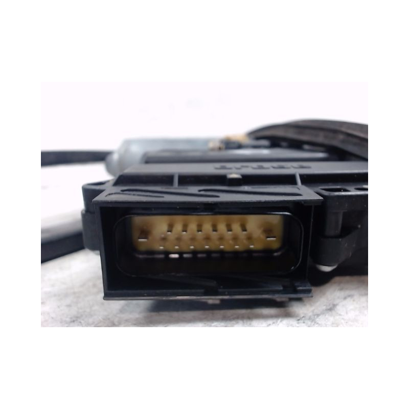 MECANISME+MOTEUR LEVE-GLACE AVANT DROIT FORD GALAXY 2000-