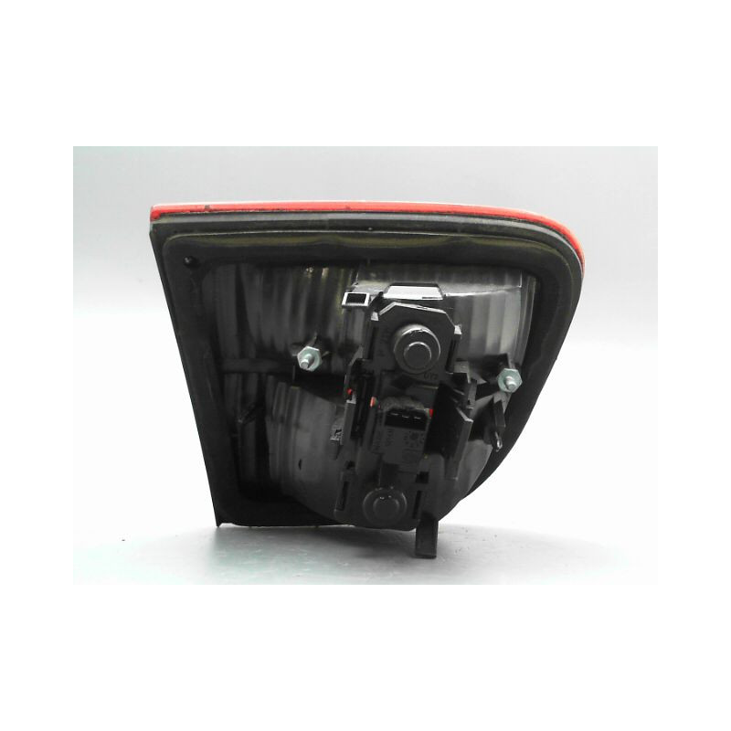 FEU ARRIERE INTERIEUR DROIT SEAT LEON