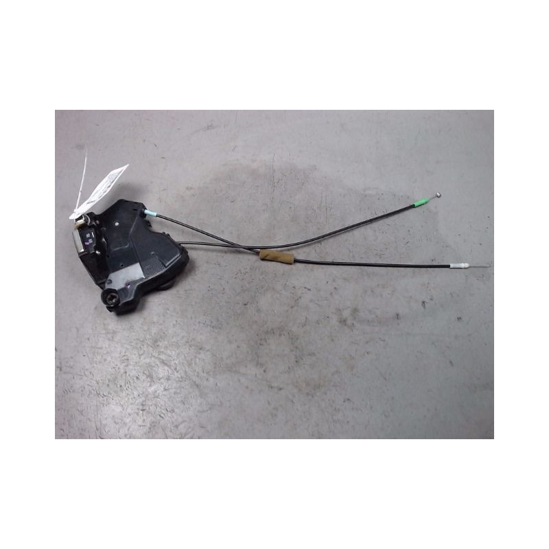 SYSTEME CONDAMNATION AVANT GAUCHE TOYOTA HILUX DOUBLE CABINE 2006-