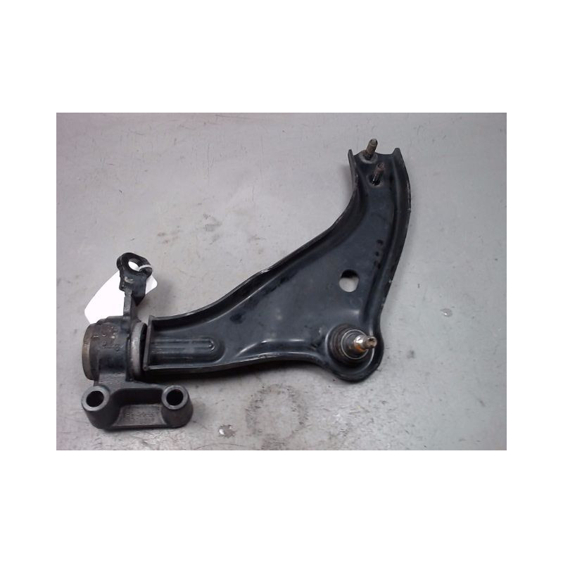 TRIANGLE INFERIEUR AVANT DROIT MINI MINI 2006-