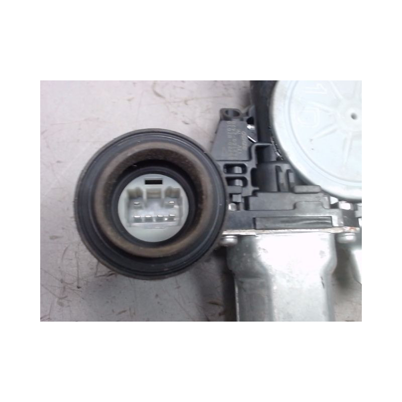 MECANISME+MOTEUR LEVE-GLACE AVANT GAUCHE DAIHATSU TREVIS