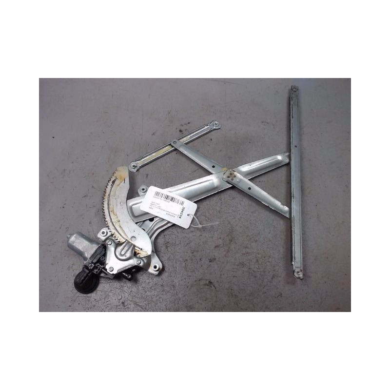 MECANISME+MOTEUR LEVE-GLACE AVANT GAUCHE DAIHATSU TREVIS