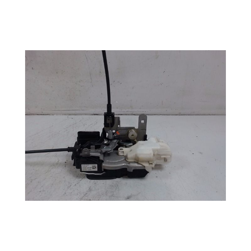 SYSTEME CONDAMNATION AVANT DROIT VOLVO V40 2000-