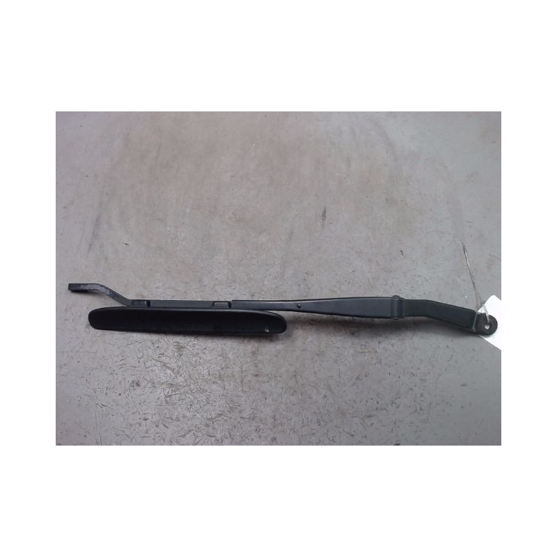 BRAS ESSUIE-GLACE AVANT GAUCHE HONDA CIVIC 97-2001